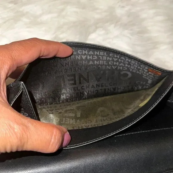 Chanel Camelia Wallet - Picture 12 of 16